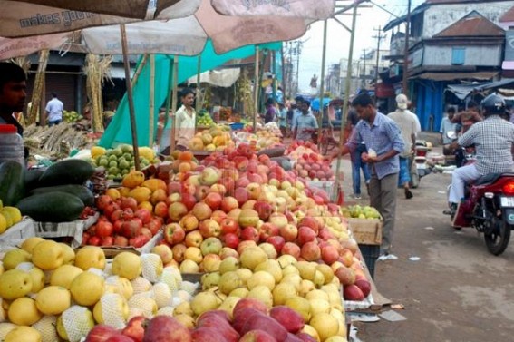 Prices of Puja items shoot up : Unruliness occupies market with double price
